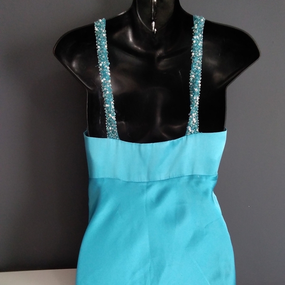 DAVE & JOHNNY -Silk Formal Gown - Picture 7 of 14